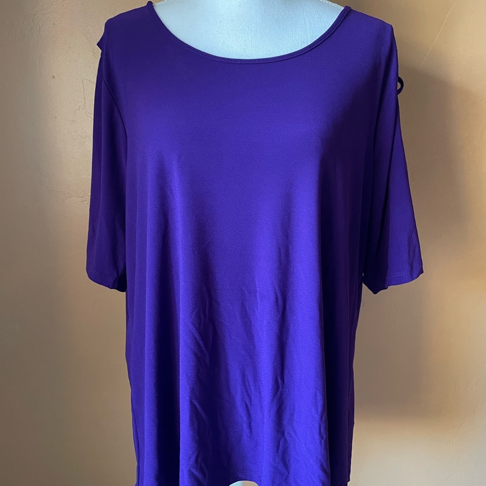 89th & Madison Purple Tunic Top (Size 1X) with Crisscross Design Along Sleeves